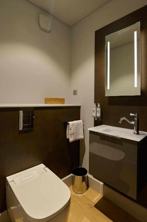 Appartement Montagnon - Les Suites Du Palais - Classe 4 Etoiles, Parking Prive, Vue Cathedrale, 3 Chambres, Primo C0Nciergerie Nevers Luaran gambar