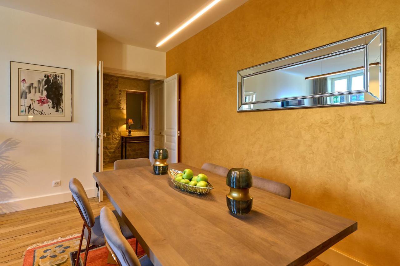 Appartement Montagnon - Les Suites Du Palais - Classe 4 Etoiles, Parking Prive, Vue Cathedrale, 3 Chambres, Primo C0Nciergerie Nevers Luaran gambar