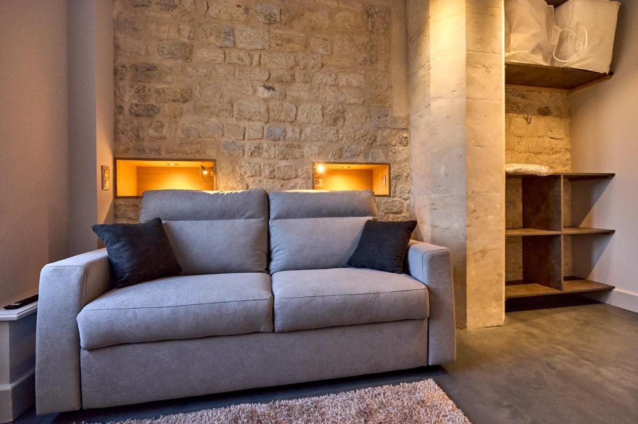 Appartement Montagnon - Les Suites Du Palais - Classe 4 Etoiles, Parking Prive, Vue Cathedrale, 3 Chambres, Primo C0Nciergerie Nevers Luaran gambar